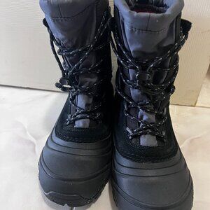 The North Face Size 4 Snow Boots